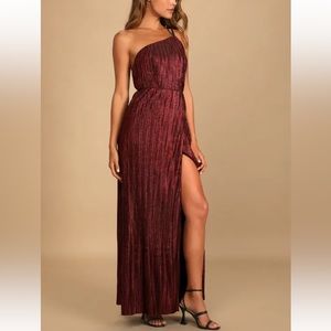 Bridesmaid, wedding guest, prom, homecoming dress. Beautiful dress.